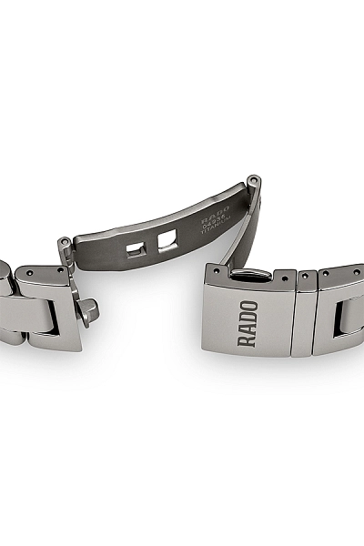 Rado HyperChrome Tự động R32021102
