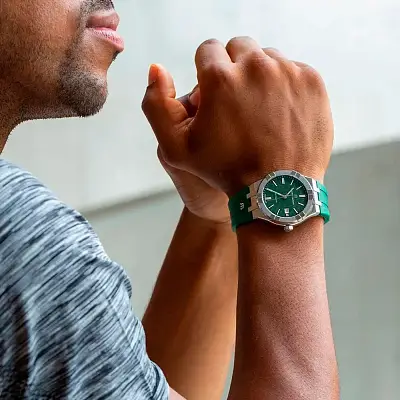 Maurice Lacorix Aikon Tự động hiển thị ngày 39mm AI6007-SS00F-630-D