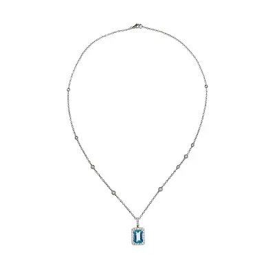 Vòng cổ độc quyền với đá aquamarine được bao quanh bởi kim cương