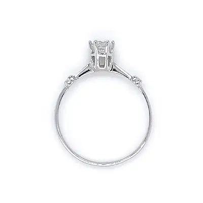 Nhẫn đính hôn bằng vàng trắng và zircon