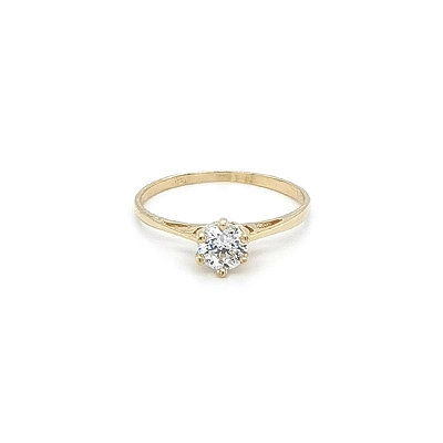 Nhẫn đính hôn bằng vàng với đá zircon