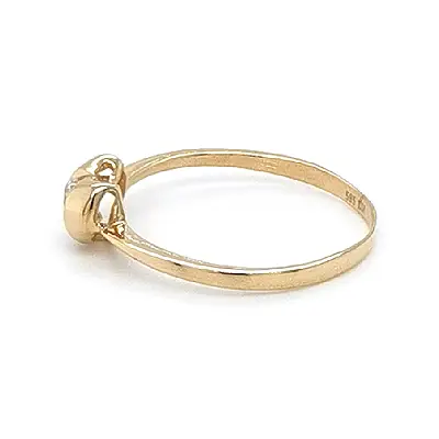 Nhẫn vàng đính đá zircon