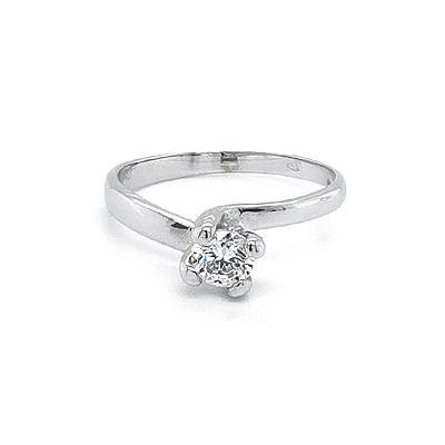Nhẫn đính hôn bằng vàng trắng và zircon