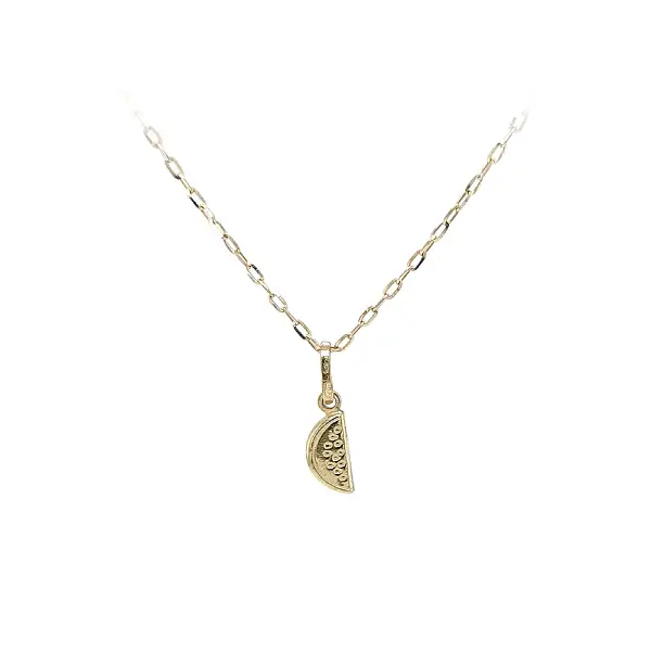 Dây chuyền vàng với mặt dây hình dưa hấu