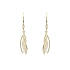 Vòng tai vàng với đá zircon lấp lánh trong thiết kế sang trọng