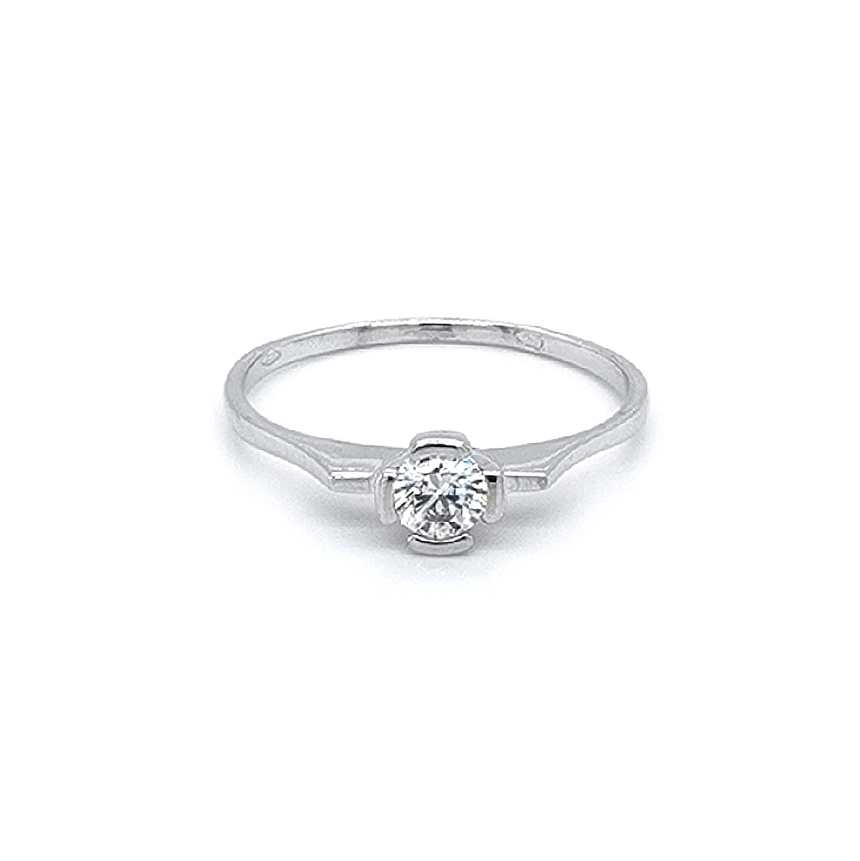 Nhẫn đính hôn bằng vàng trắng và zircon