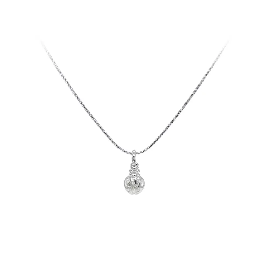 Mặt dây chuyền hình bọ rùa bằng vàng trắng