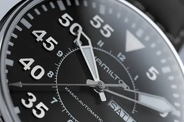 Hamilton Khaki Aviation Ngày và Ngày trong Tuần Tự động H64715535