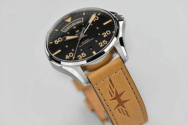 Hamilton Khaki Aviation Ngày và Ngày trong Tuần Tự động H64645531