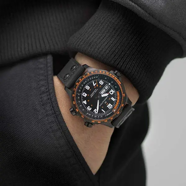 Hamilton Aviation X-Wind Ngày và Thời gian Xe hơi H77785733