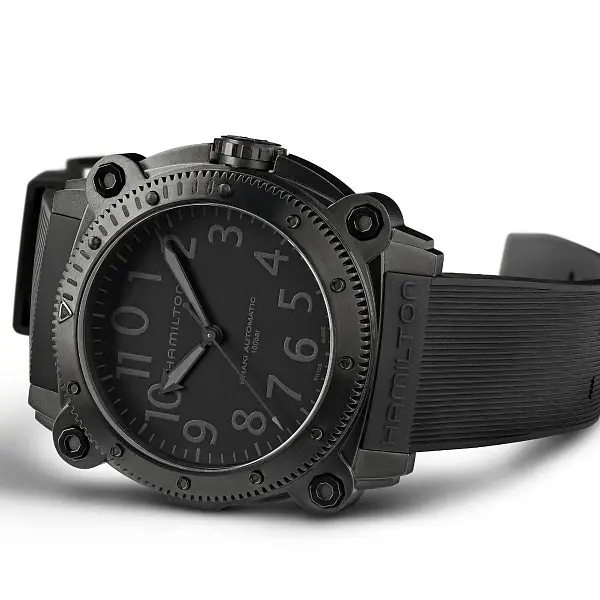 Hamilton Khaki Navz BeLOWZERO Auto Titanium H78505330