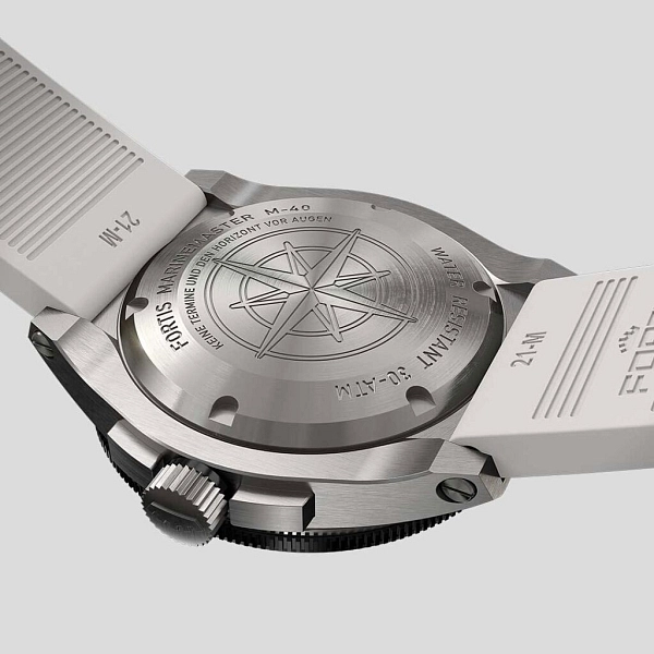Fortis Marinemaster M-40 Màu Trắng Tuyết trên Dây Đeo Horizon F8120009