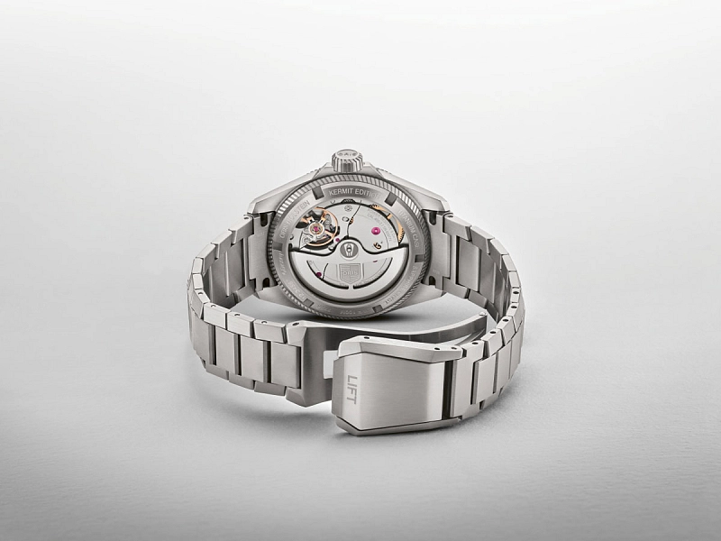 Oris ProPilot X Phiên bản Kermit 01 400 7778 7157 - Bộ sản phẩm