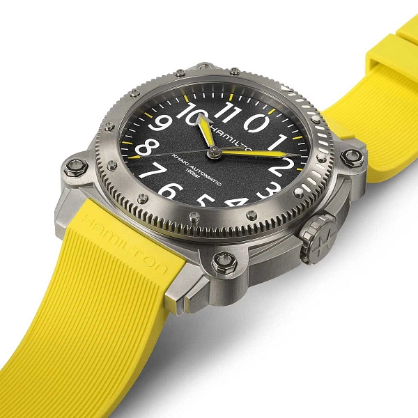 Hamilton Khaki Navy BeLOWZERO Tự động Titanium H78535380