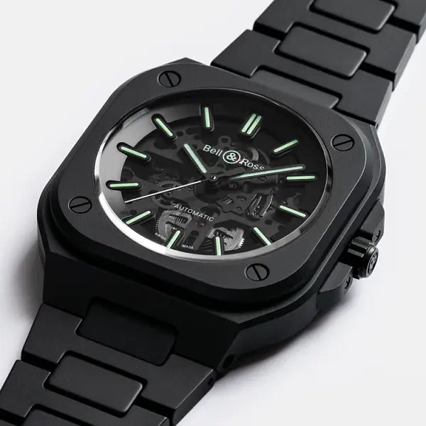 Bell &amp; Ross BR 05 Skeleton Black Lum Ceramic BR05A-BLM-SKCE/SCE
