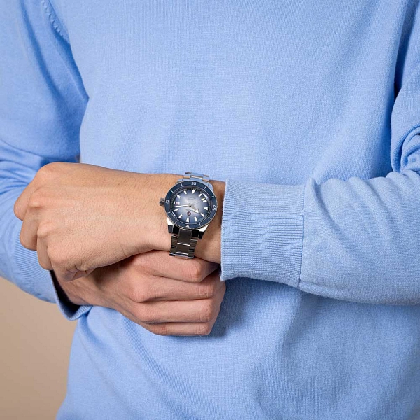 Rado Captain Cook Tự động R32154208