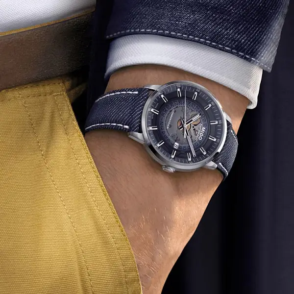 Mido Comander Gradient M021.407.18.411.00