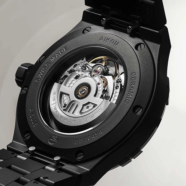 Maurice Lacoix Aikon Tự động Gốm 42mm AI6008-CRM22-330-2