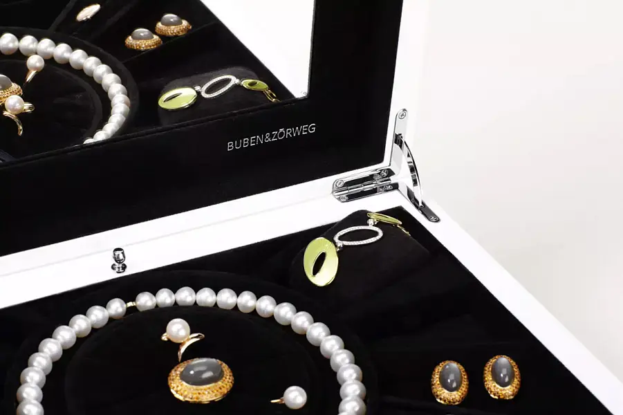 Hộp đựng trang sức Buben &amp; Zorweg Cosmopolitan Piano Trắng