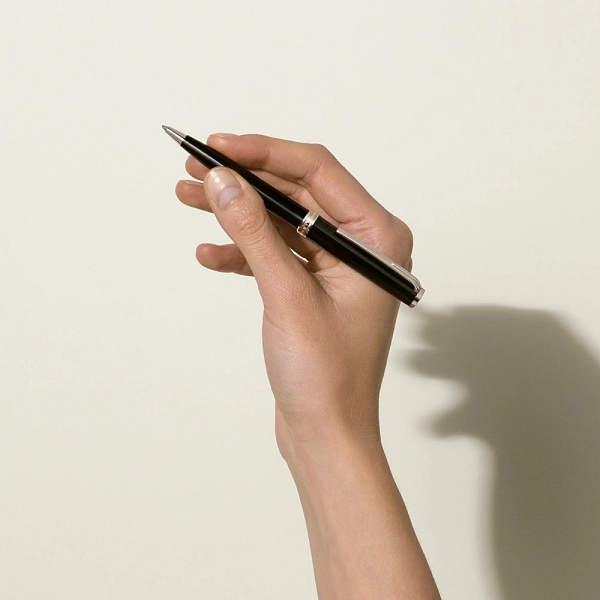Bút bi Montblanc PIX Đen 132495