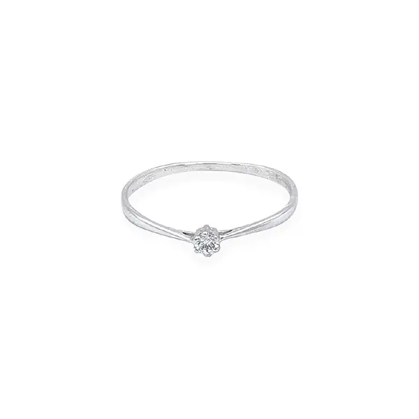 Nhẫn đính hôn bằng vàng với đá zircon