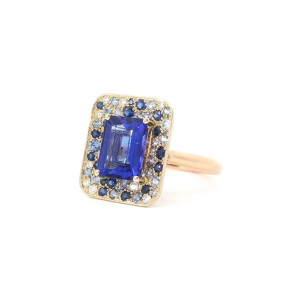 Nhẫn độc quyền với Tanzanite, Sapphire và Kim cương - Đẳng cấp sang trọng độc đáo