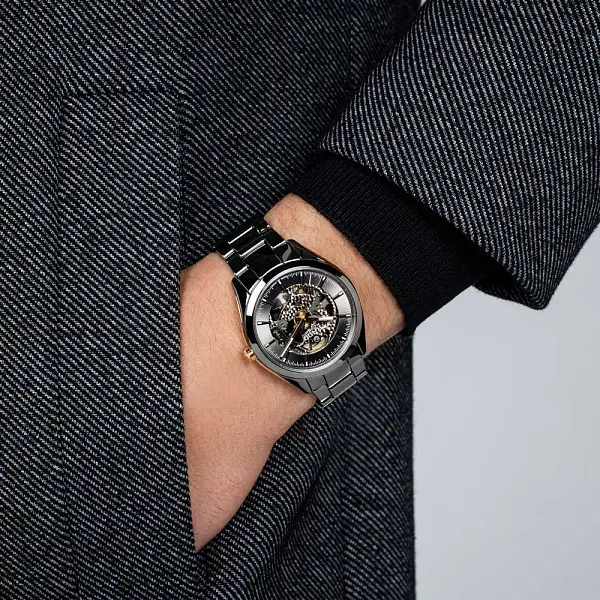 Rado HyperChrome Tự động R32021102