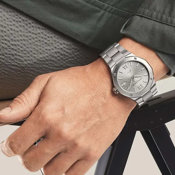 Baume &amp; Mercier Riviera M0A10622