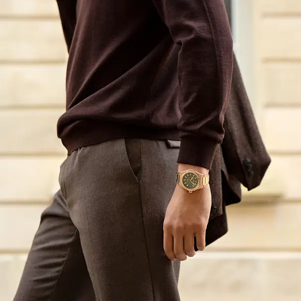 Girard-Perregaux Laureato 42mm 81010-52-3333-1CM