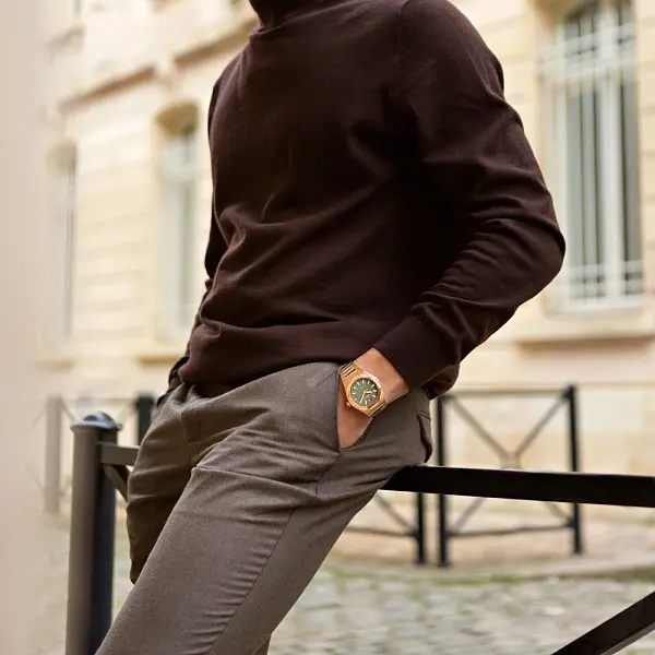 Girard-Perregaux Laureato 42mm 81010-52-3333-1CM