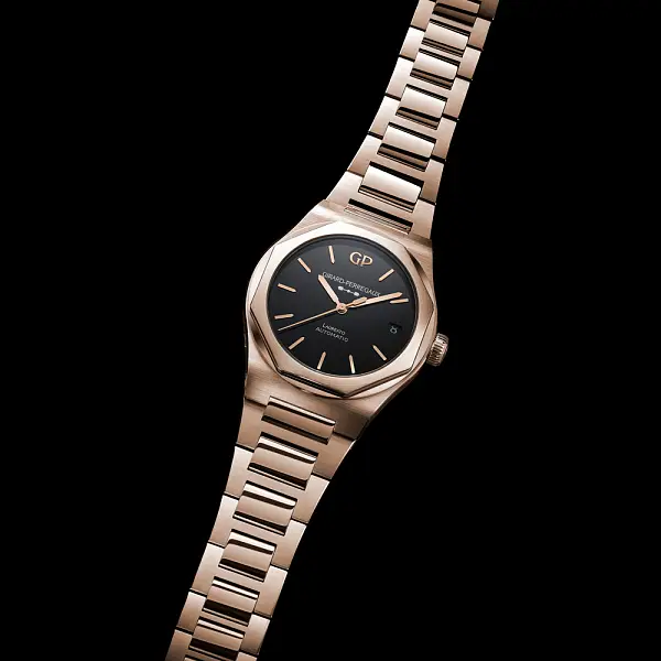 Girard Perregaux Laureato 42 mm 81010-52-3118-1CM