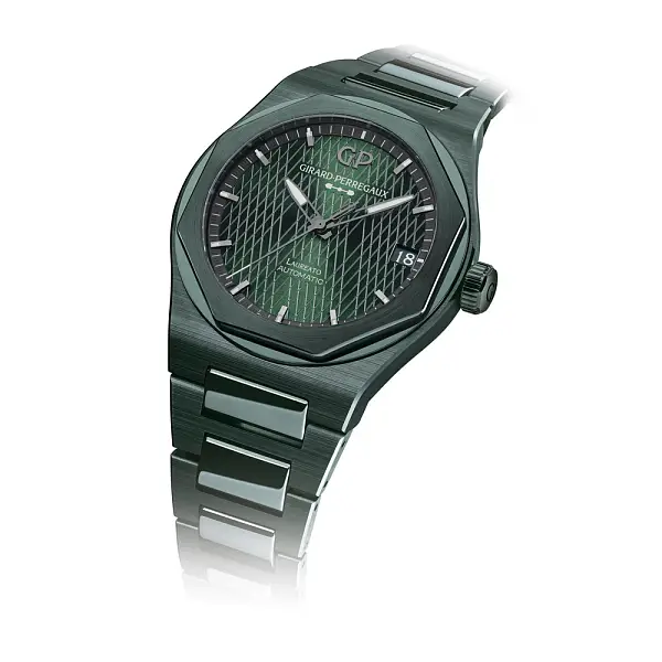 Girard-Perregaux Laureato 42mm Phiên bản Đặc biệt Aston Martin với vỏ gốm xanh 81010-32-3081-1CX