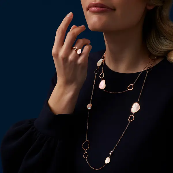 Nhẫn vàng Chopard Happy Hearts 829482-5310