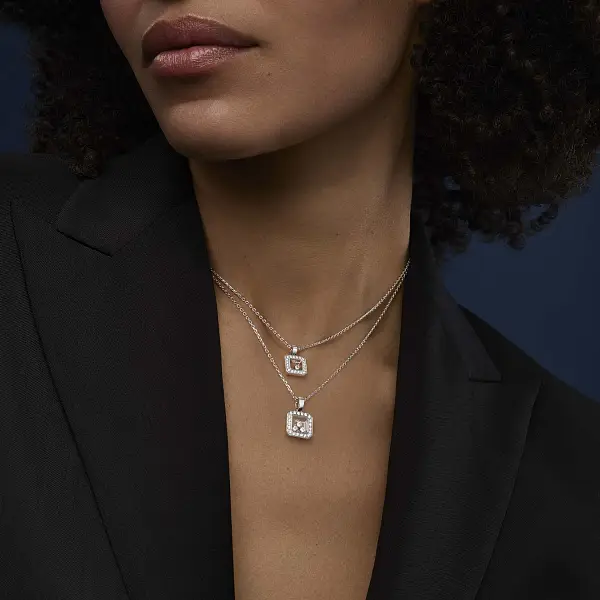 Mặt dây chuyền Chopard Happy Diamonds 79A114-1201