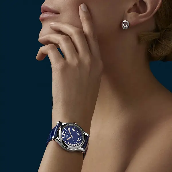 Vòng tai vàng Chopard Happy Diamonds 83A018-1001
