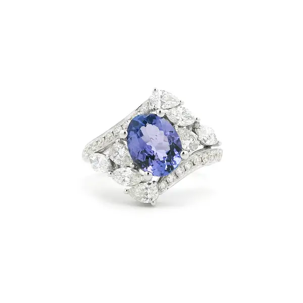 Nhẫn vàng trắng cao cấp đính đá tanzanite hình bầu dục và kim cương dáng giọt nước