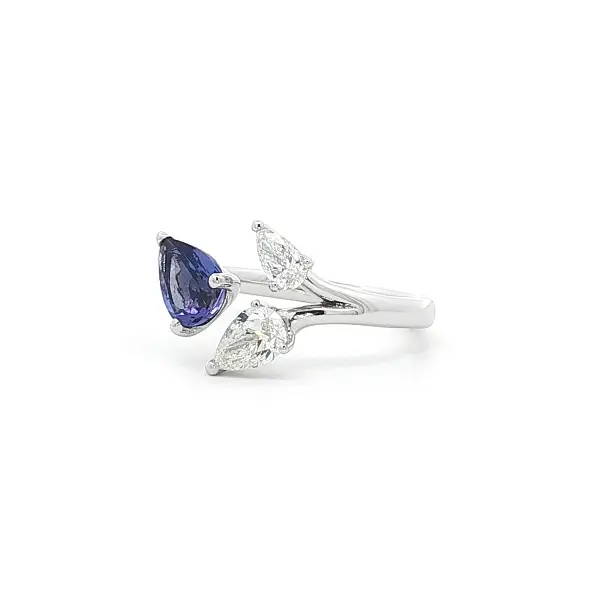 Nhẫn vàng trắng đính đá tanzanite và kim cương dáng giọt nước