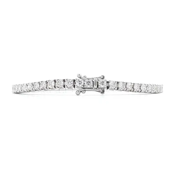 Vòng tay tennis bằng vàng đính kim cương