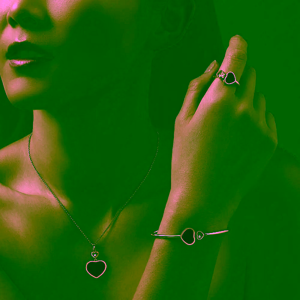 Nhẫn vàng Chopard Happy Hearts 829482-5800