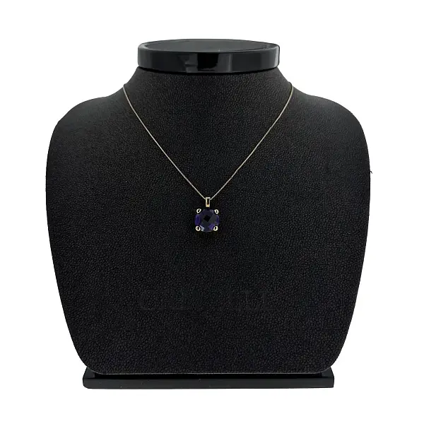 Mặt dây chuyền vàng với thạch anh tím