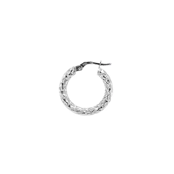 Bông tai vòng tròn vàng với bề mặt cắt giác