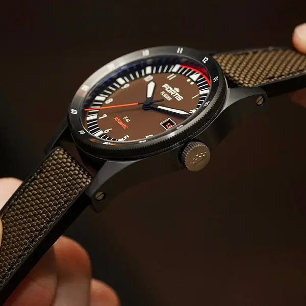 Fortis Flieger F-41 Werk 7 Tactical Green on Hybrid Strap F4220031