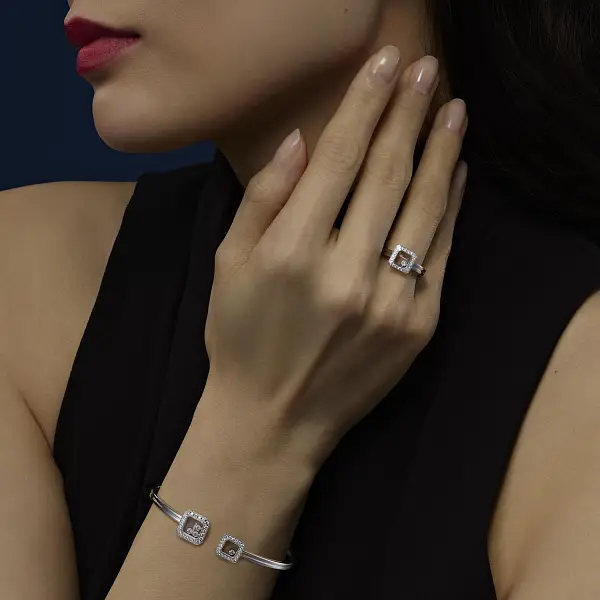 Vòng Tay Vàng Chopard Happy Diamonds 85A114-1202