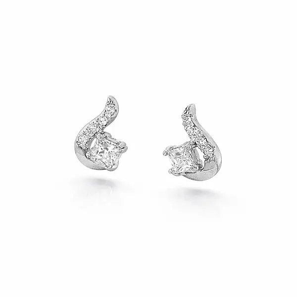Khuyên tai với đá zircon lấp lánh trong thiết kế hiện đại