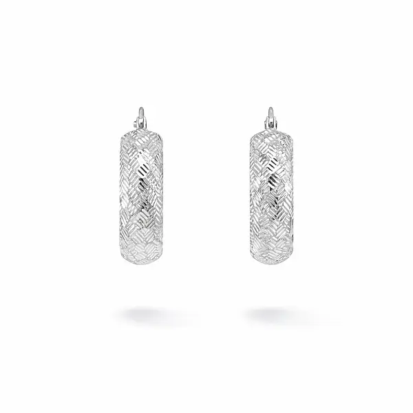 Bông tai vòng bằng vàng trắng với bề mặt chạm khắc