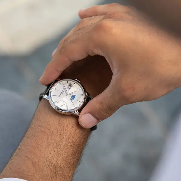 Frederique Constant Nhà máy sản xuất Classic Power Reserve Big Date FC-735S3H6