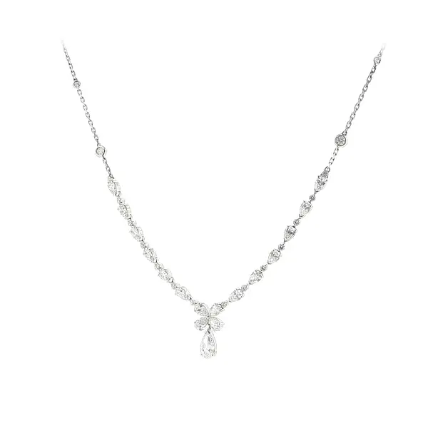 Vòng cổ vàng đính kim cương