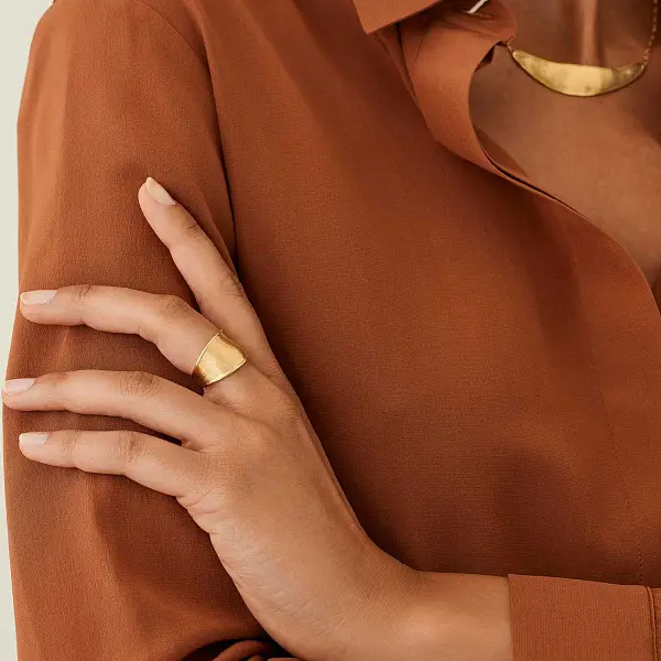 Nhẫn vàng Marco Bicego Lunaria AB550 Y