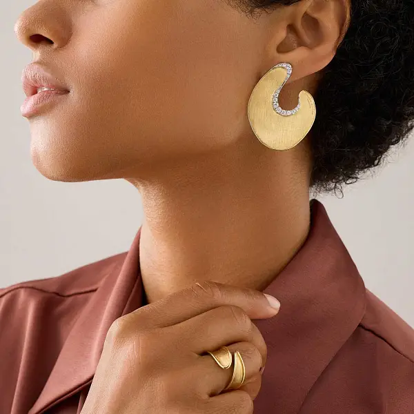 Hoa tai vàng Marco Bicego Lunaria Diamonds OB1912_B YW Q6