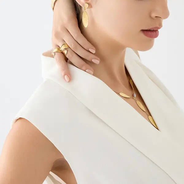 Nhẫn vàng Marco Bicego Lunaria Twist AB660 Y 02